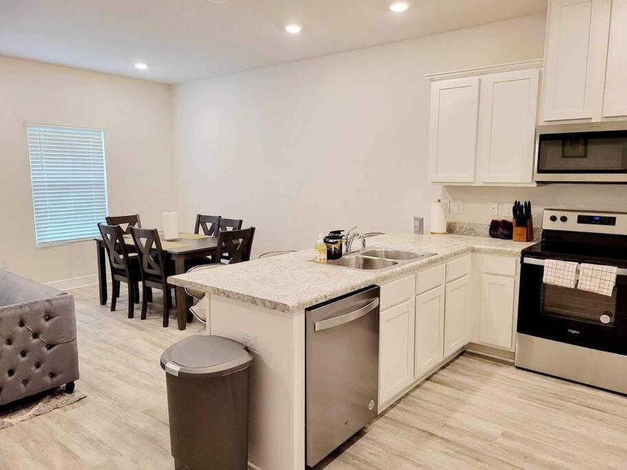 Brand New House In Pensacola,Ev Connector Available Apartment Exterior photo